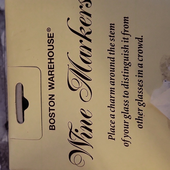 Boston Warehouse Wine Charms Markers New in Package - Picture 4 of 4